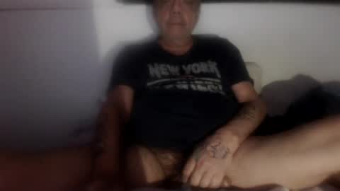 Snapshot of bambino6060 chatting on 21, 7, 2026 bambino6060 online show from 21, 7, 2026