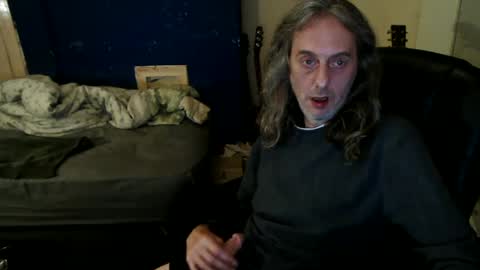 Snapshot of bangintoleather chatting on 12, 6, 2026 bangintoleather online show from 12, 6, 2026