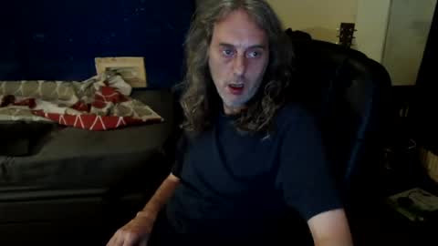 Snapshot of bangintoleather chatting on 11, 7, 2026 bangintoleather online show from 11, 7, 2026