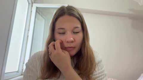 Snapshot of baosznejkowski chatting on 13, 5, 2026 Sumi online show from 13, 5, 2026