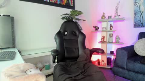 Snapshot of baphy_baby chatting on 22, 1, 2025 Gabi online show from 22, 1, 2025