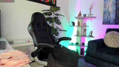 Snapshot of baphy_baby chatting on 5, 2, 2025 Gabi online show from 5, 2, 2025