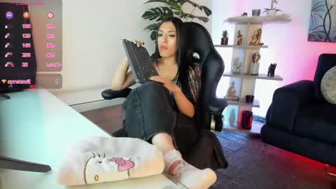 Snapshot of baphy_baby chatting on 25, 9, 2025 Gabi online show from 25, 9, 2025