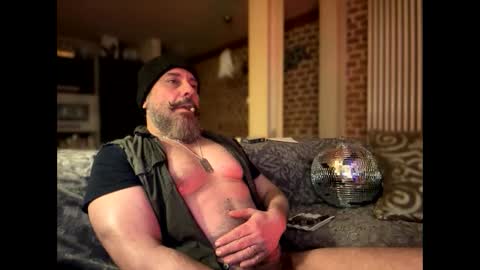 Snapshot of barba71 chatting on 7, 2, 2025 Military man 69 online show from 7, 2, 2025