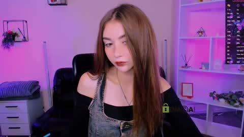 Snapshot of barbara_crazy chatting on 18, 11, 2025 barbara_crazy online show from 18, 11, 2025