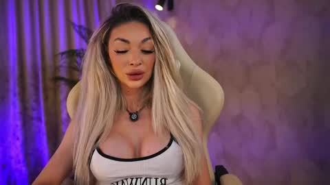 Snapshot of barbaramonn_ chatting on 22, 4, 2026 Ana online show from 22, 4, 2026