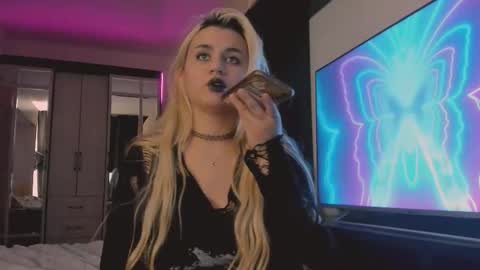 Snapshot of barbarasiren chatting on 24, 9, 2025 barbarasiren online show from 24, 9, 2025