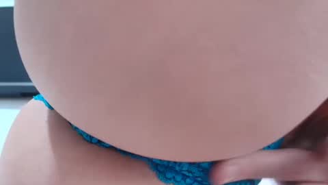 Barbi Bentley online show from 17, 1, 2025