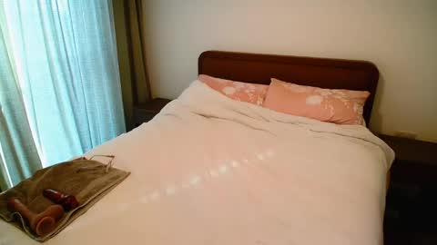 Barbi Bentley online show from 23, 4, 2026