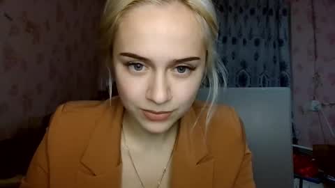 barbie___girl online show from 17, 11, 2025