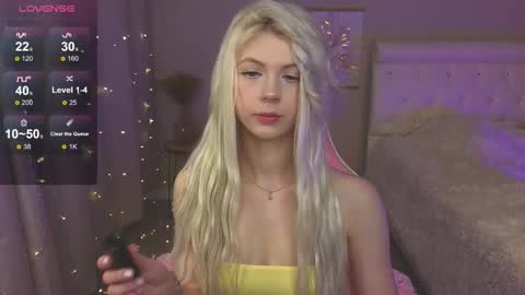 Snapshot of barbiee_b chatting on 15, 12, 2025 Stacy online show from 15, 12, 2025