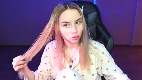 Snapshot of barbieee_doll chatting on 1, 3, 2025 Eva online show from 1, 3, 2025