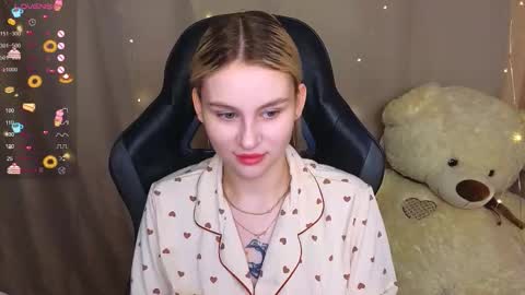 Snapshot of barbieee_doll chatting on 18, 9, 2025 Eva online show from 18, 9, 2025