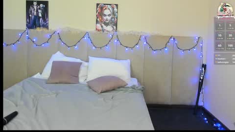 Snapshot of barbiemuscle1 chatting on 22, 12, 2024 Barbie online show from 22, 12, 2024