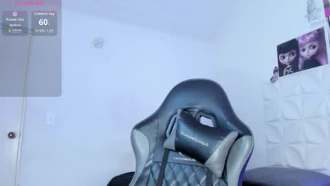 Snapshot of barbieteeen chatting on 24, 10, 2025 Barbie... online show from 24, 10, 2025