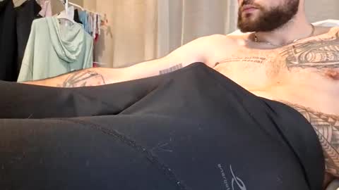 Snapshot of barbusexy chatting on 17, 5, 2026 barbusexy online show from 17, 5, 2026