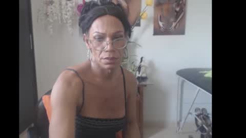 bardotbigcocktsx online show from 12, 2, 2025