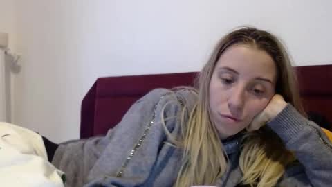 Snapshot of barelylegalblondy chatting on 27, 2, 2026 Lena online show from 27, 2, 2026