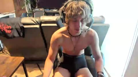 Snapshot of bashful4200 chatting on 2, 7, 2026 ryan online show from 2, 7, 2026