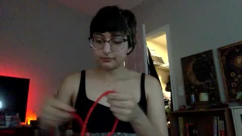 Snapshot of basilbbb chatting on 24, 4, 2026 basil online show from 24, 4, 2026