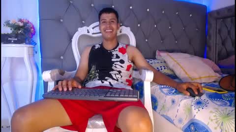 Snapshot of bastian_jonnes chatting on 12, 10, 2025 Bastian online show from 12, 10, 2025