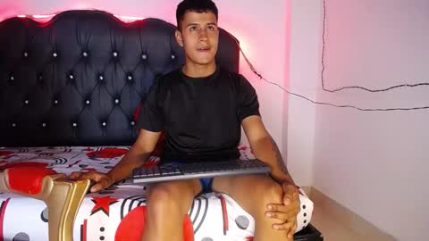 Snapshot of bastian_jonnes chatting on 15, 10, 2025 Bastian online show from 15, 10, 2025