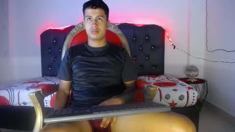 Snapshot of bastian_jonnes chatting on 18, 10, 2025 Bastian online show from 18, 10, 2025
