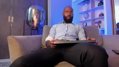 Snapshot of bastianrivas chatting on 5, 11, 2025 Bastian. online show from 5, 11, 2025