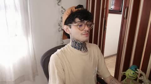 Bastiel online show from 16, 12, 2025