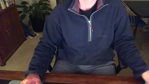 BateBro13 online show from 22, 12, 2024