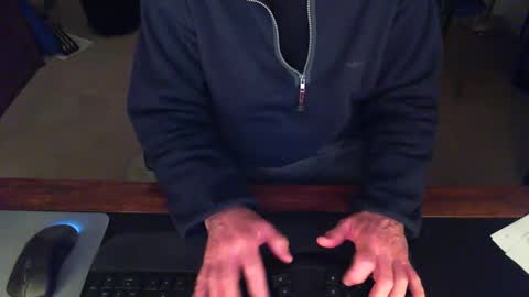 BateBro13 online show from 8, 1, 2025