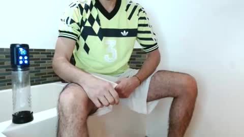 Snapshot of batestallion9x6 chatting on 15, 2, 2026 Batestallion9x6 online show from 15, 2, 2026