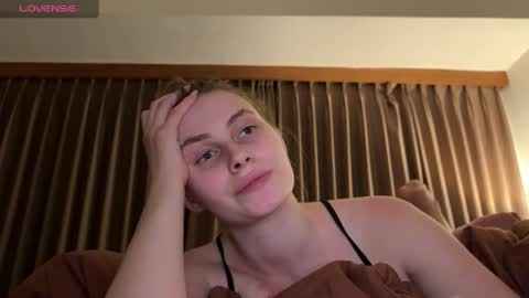 Snapshot of batewithkate chatting on 14, 5, 2026 Katrin online show from 14, 5, 2026