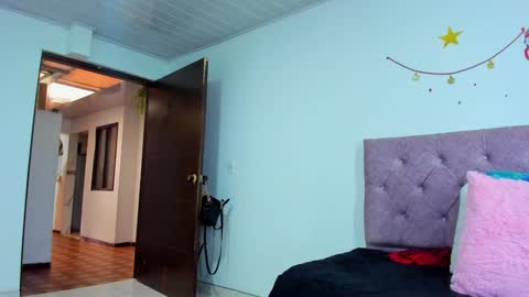    online show from 27, 12, 2024