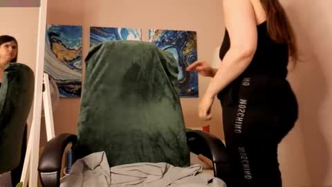 battymoll online show from 17, 9, 2025