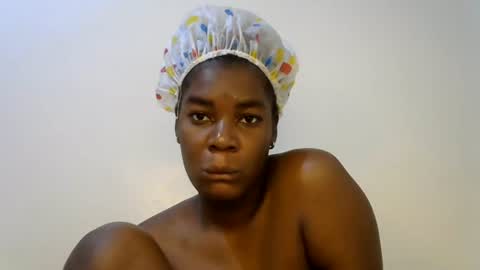 Snapshot of bayleen chatting on 3, 7, 2026 bayleen online show from 3, 7, 2026