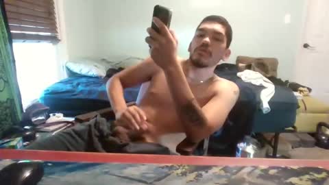 Snapshot of bbbbbro21 chatting on 14, 12, 2025 bbbbbro21 online show from 14, 12, 2025