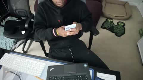 Snapshot of bbc_elrey chatting on 21, 2, 2025 Racks online show from 21, 2, 2025