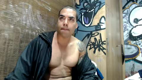 Snapshot of bbc_monster1 chatting on 15, 4, 2026 Justin online show from 15, 4, 2026