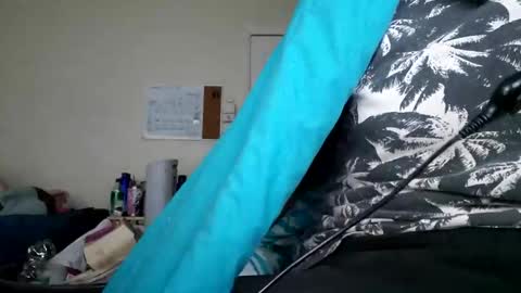 rocker n queen online show from 23, 2, 2025