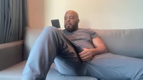 Snapshot of bbcfun44 chatting on 22, 9, 2025 Zaddy online show from 22, 9, 2025