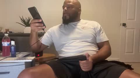 Snapshot of bbcfun44 chatting on 17, 11, 2025 Zaddy online show from 17, 11, 2025