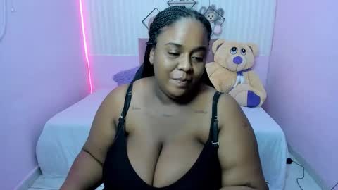 Snapshot of bbw_charlote chatting on 4, 11, 2025 Charlote online show from 4, 11, 2025