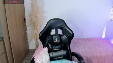 Cami online show from 10, 4, 2026