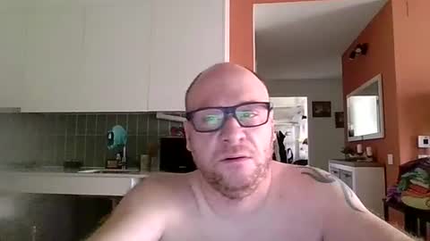 Snapshot of bcn82red chatting on 22, 6, 2026 BCN82Red online show from 22, 6, 2026