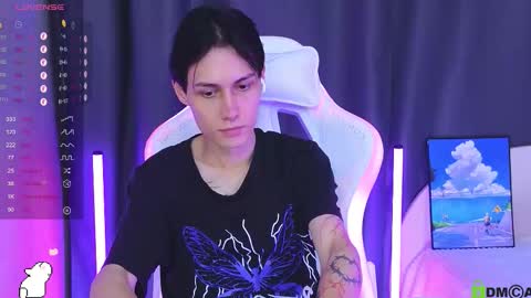 Aiden online show from 28, 10, 2025