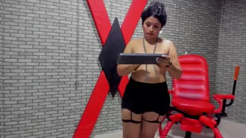 Meduza  online show from 19, 9, 2025