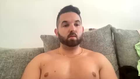 Snapshot of beachboyhardonyou chatting on 21, 11, 2025 beachboyhardonyou online show from 21, 11, 2025