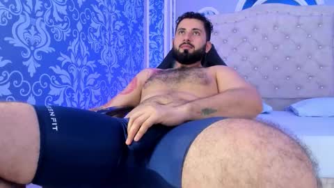 bear_mao_ online show from 11, 2, 2026