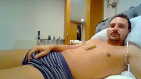 bearboudior online show from 13, 11, 2025